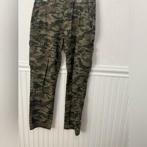 Amazon Essentials Men's Green Camouflage Cargo Pants | Straight | 32W x 30L
